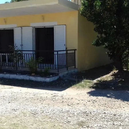 Lazaris Beach House Hébergement de vacances Plage d'Almiros