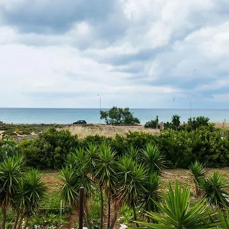 Lazaris Beach House