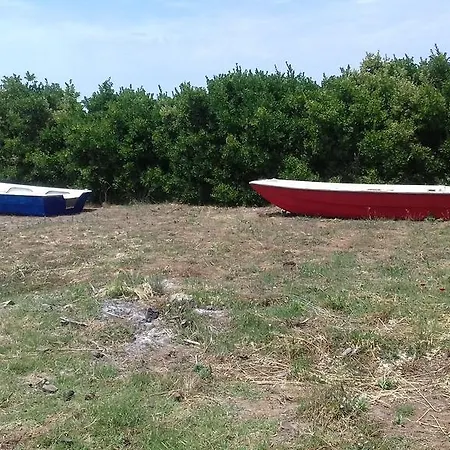 Lazaris Beach House Holiday home Almiros Beach