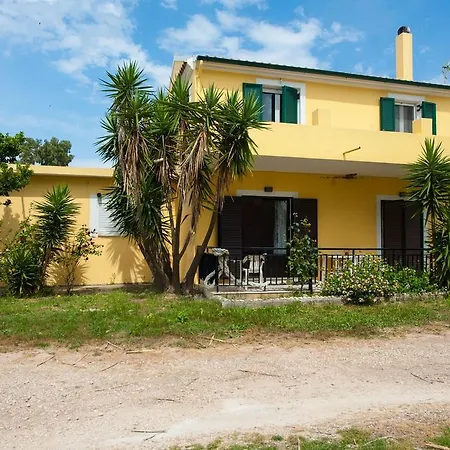 Lazaris Beach House Semesterbostad