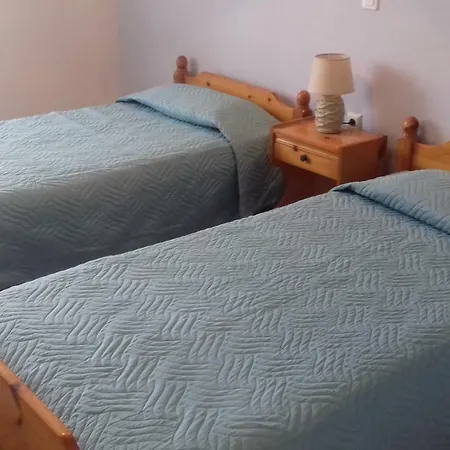 Lazaris Beach House Semesterbostad *